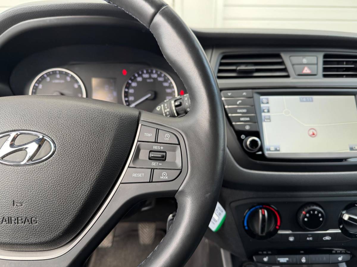 Hyundai i20 Hyundai I20 1.0 T-GDI Premium+|Airco|Nav|Camera|Cruise