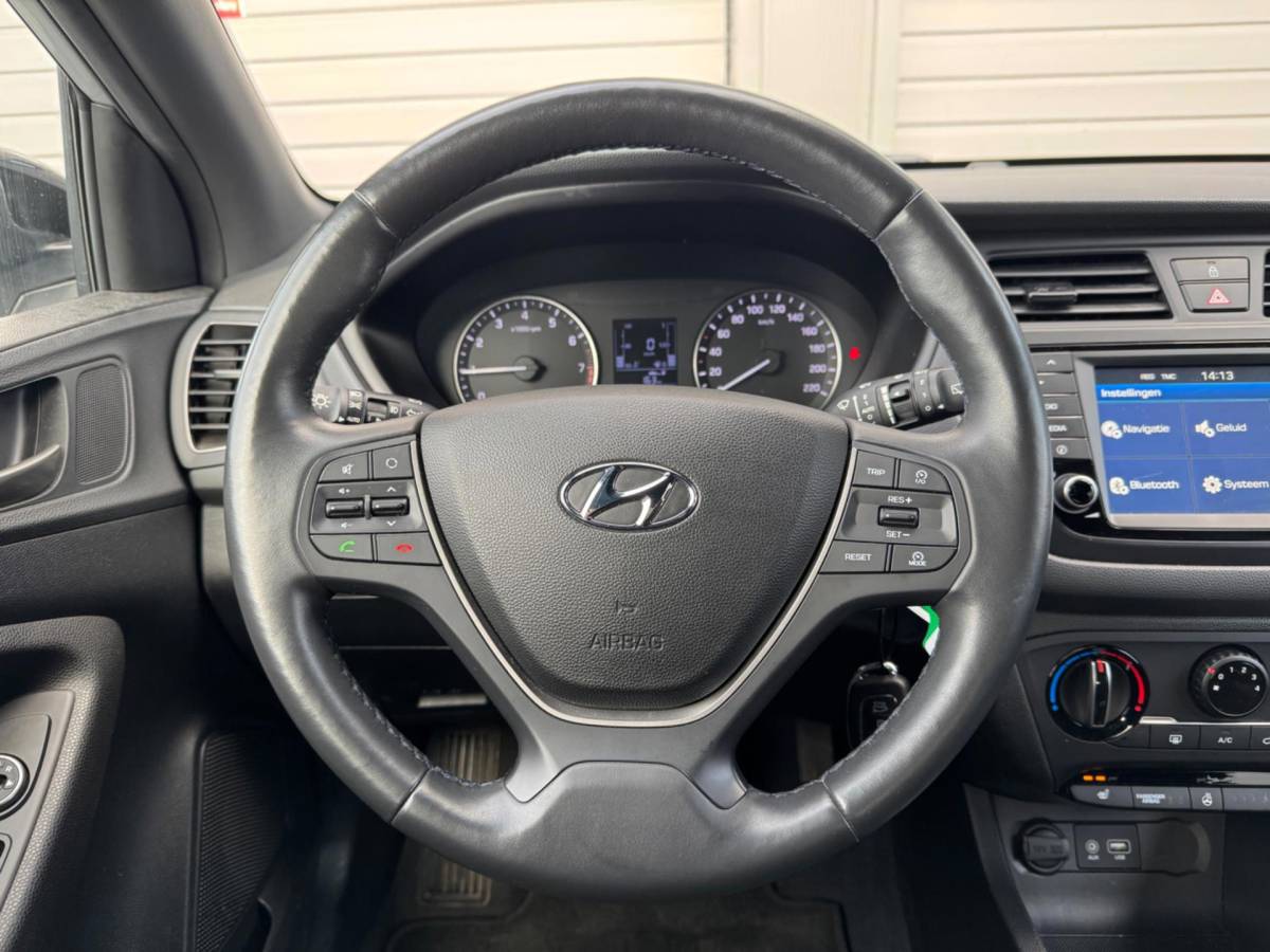 Hyundai i20 Hyundai I20 1.0 T-GDI Premium+|Airco|Nav|Camera|Cruise
