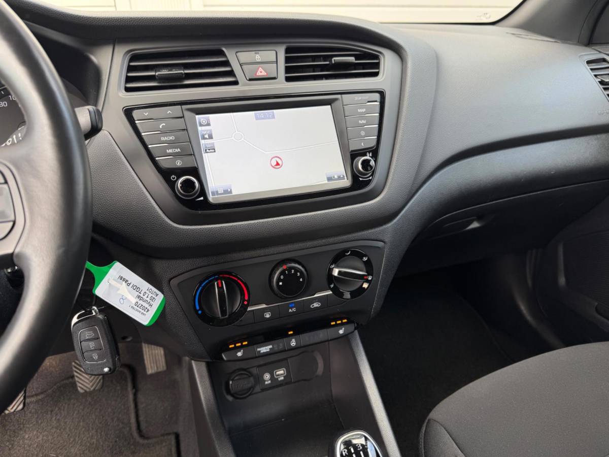 Hyundai i20 Hyundai I20 1.0 T-GDI Premium+|Airco|Nav|Camera|Cruise