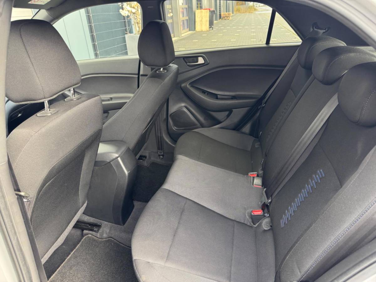Hyundai i20 Hyundai I20 1.0 T-GDI Premium+|Airco|Nav|Camera|Cruise