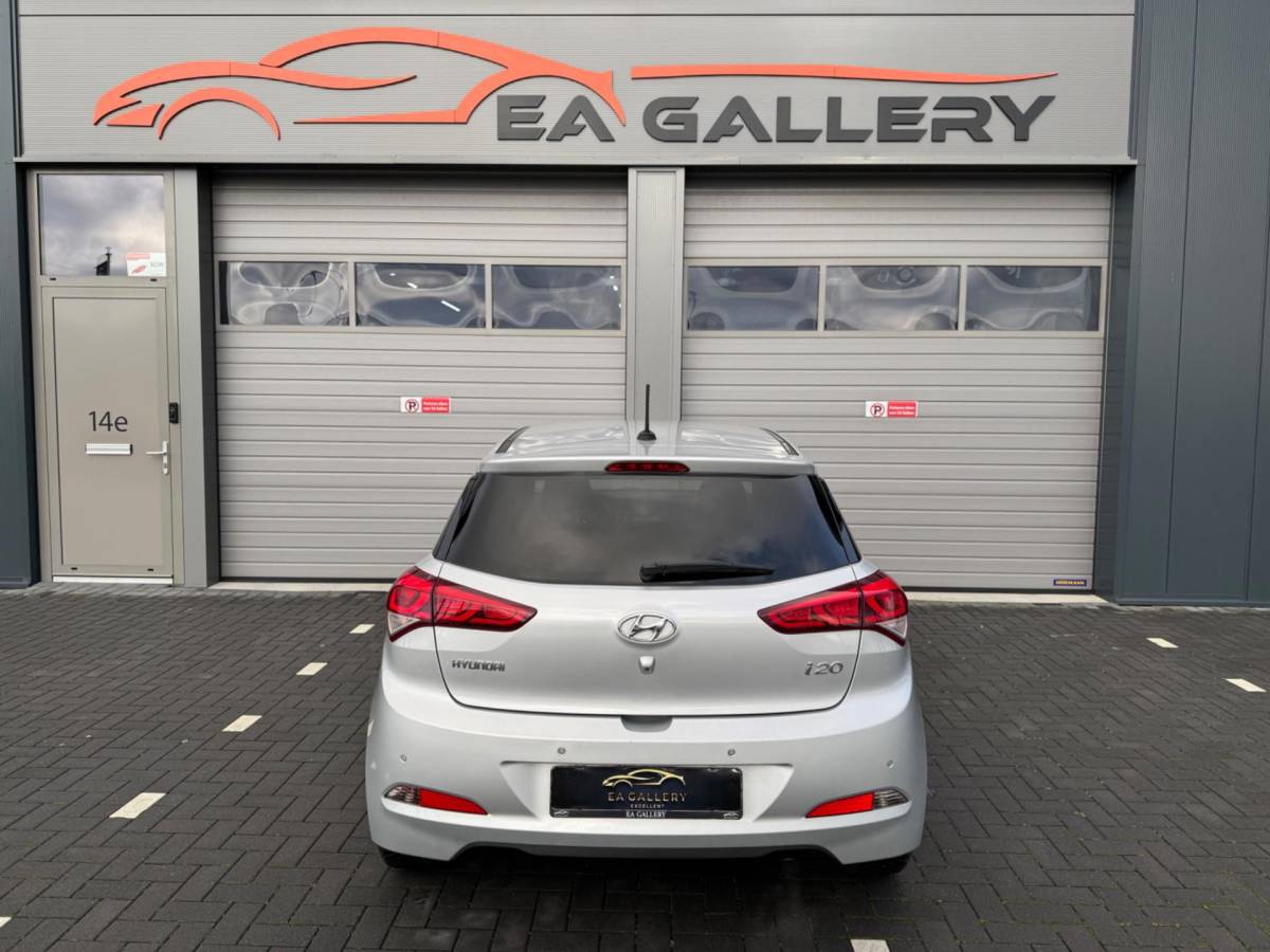 Hyundai i20 Hyundai I20 1.0 T-GDI Premium+|Airco|Nav|Camera|Cruise