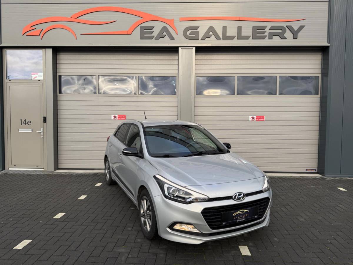 Hyundai i20 Hyundai I20 1.0 T-GDI Premium+|Airco|Nav|Camera|Cruise