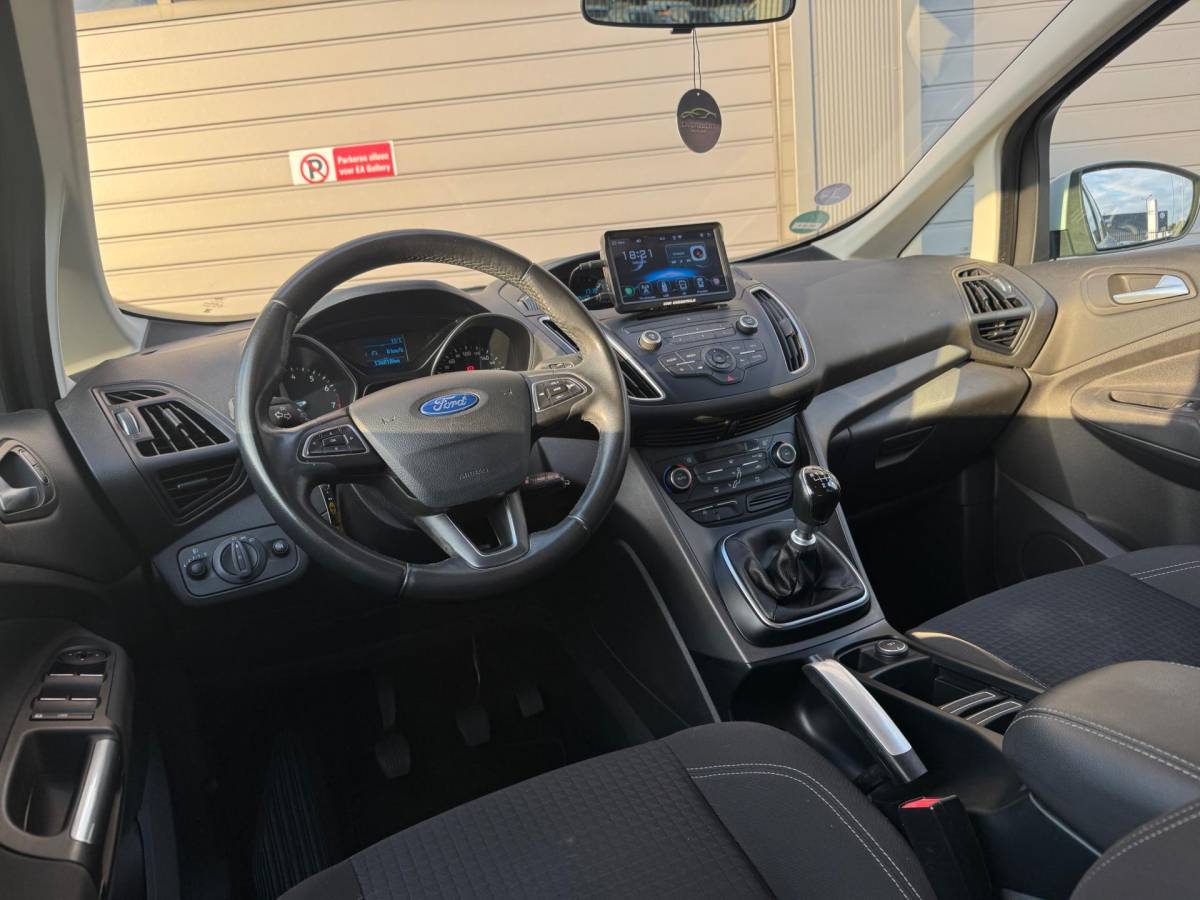 Ford Grand C-Max Ford GRAND C-MAX 1.0 Ambiente | CarPlay | Camera | Airco |