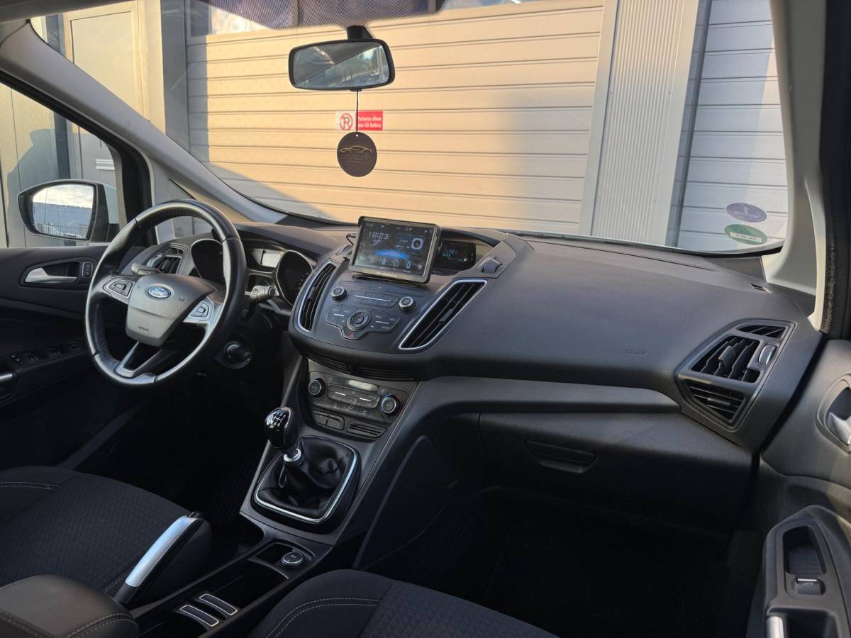 Ford Grand C-Max Ford GRAND C-MAX 1.0 Ambiente | CarPlay | Camera | Airco |