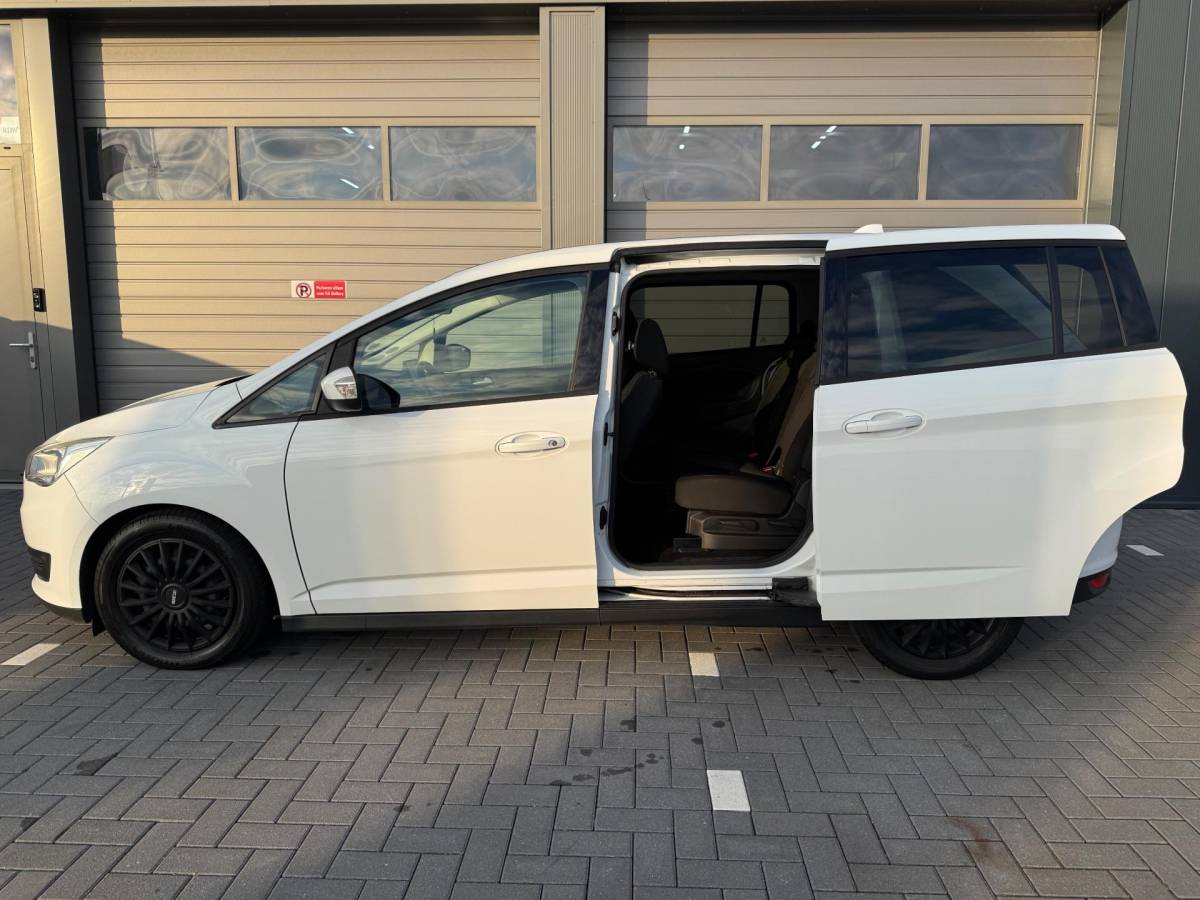 Ford Grand C-Max Ford GRAND C-MAX 1.0 Ambiente | CarPlay | Camera | Airco |