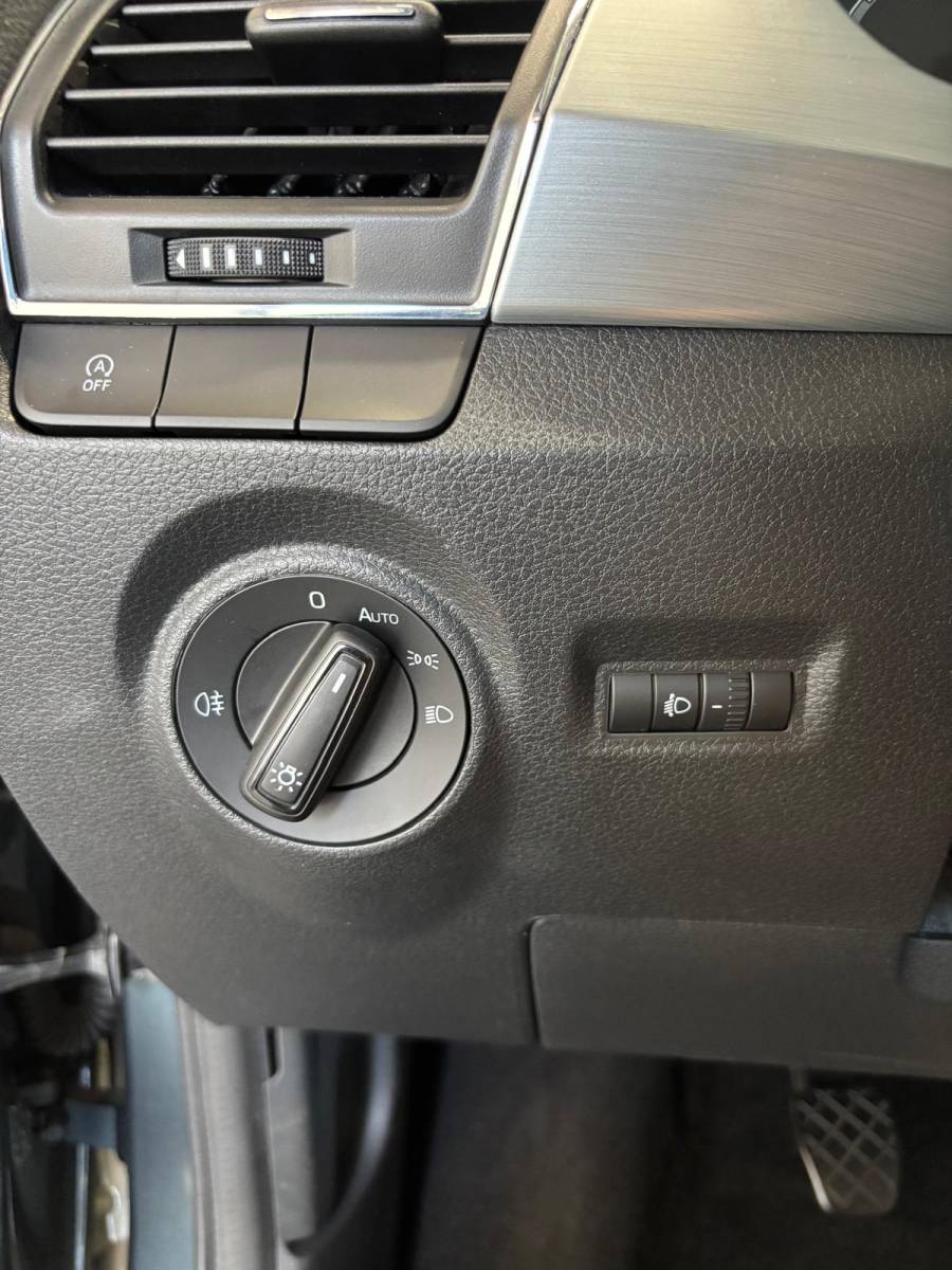 Škoda Fabia ŠKODA Fabia Combi 1.0 96PK TSI Clever | Cruise  | Stoel VW | Airco |