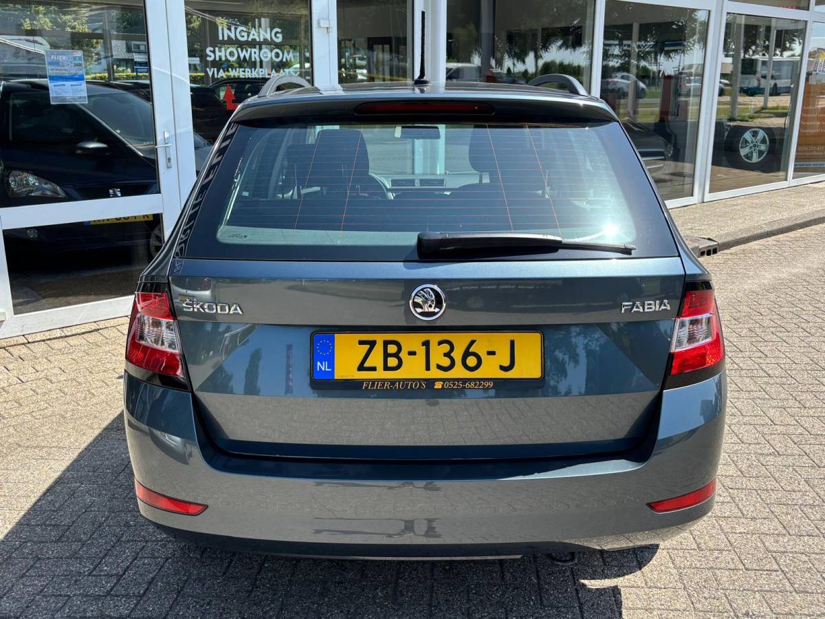 Škoda Fabia ŠKODA Fabia Combi 1.0 96PK TSI Clever | Cruise  | Stoel VW | Airco |