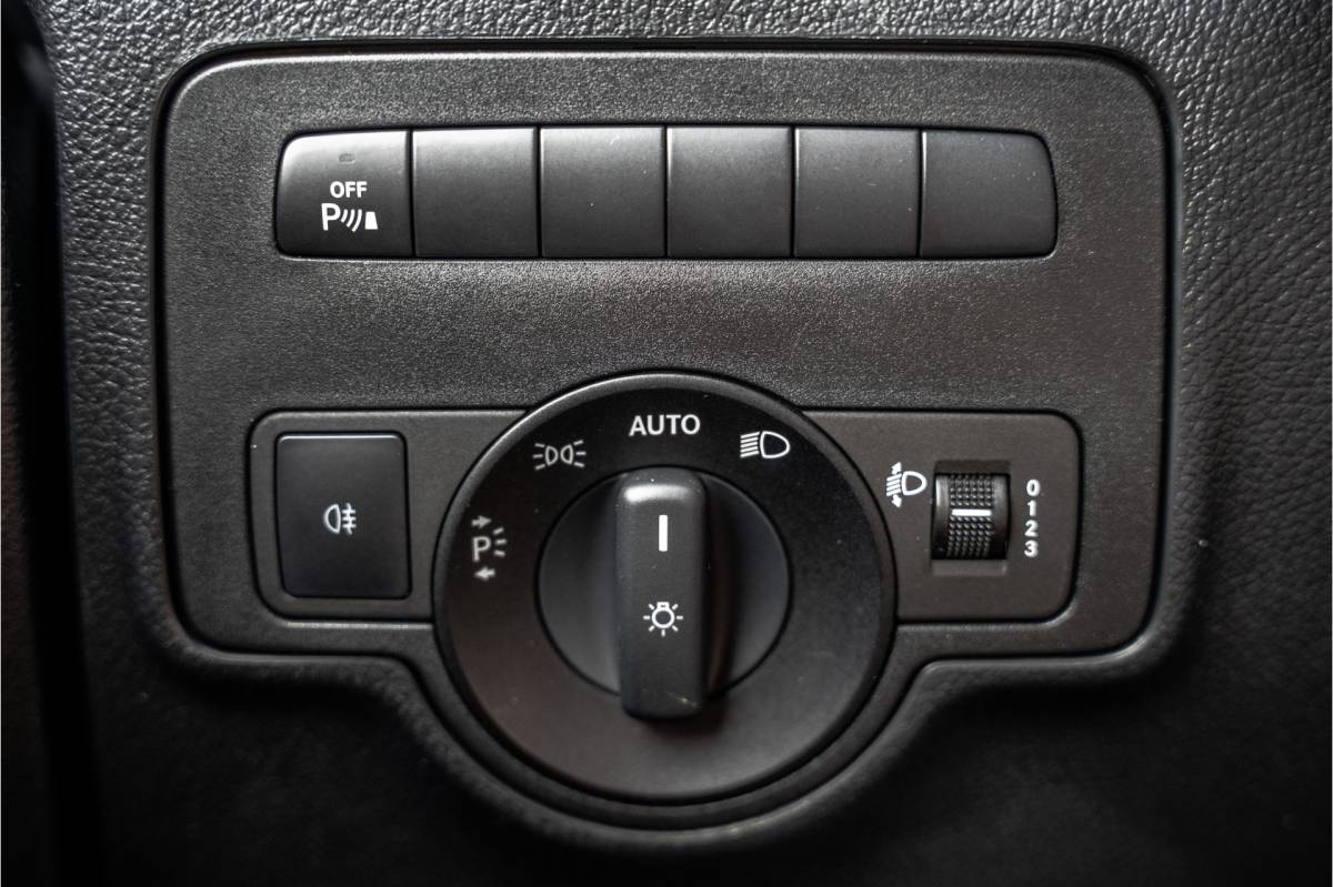 Mercedes-Benz Vito Mercedes-Benz Vito 114 CDI L3H1 XL | Camera | Cruise | PDC | Airco | Trekhaak