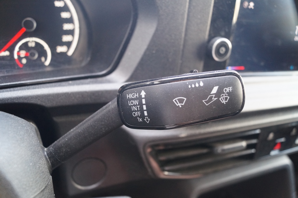 Volkswagen Caddy Volkswagen Caddy 2.0 TDI Comfort Cargo -AIRCO-PDC-CRUISE-CARPLAY-