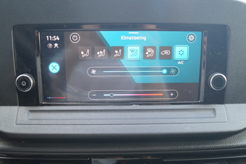 Volkswagen Caddy Volkswagen Caddy 2.0 TDI Comfort Cargo -AIRCO-PDC-CRUISE-CARPLAY-