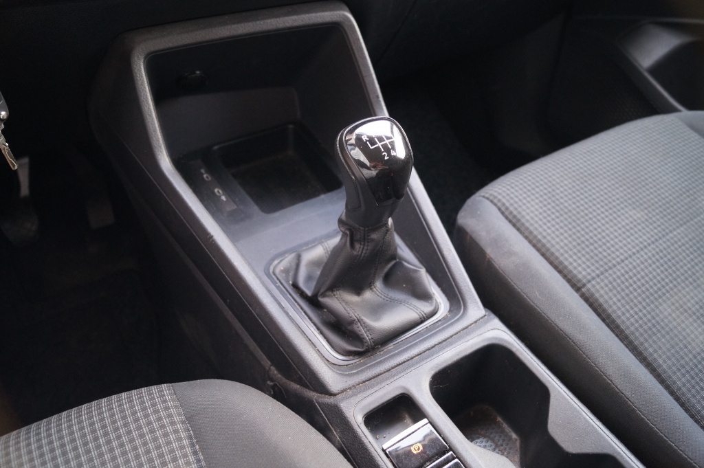 Volkswagen Caddy Volkswagen Caddy 2.0 TDI Comfort Cargo -AIRCO-PDC-CRUISE-CARPLAY-