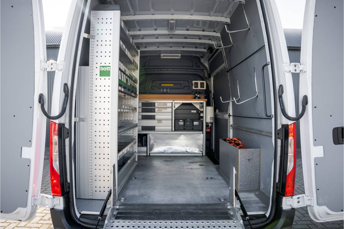 Mercedes-Benz Sprinter Mercedes-Benz Sprinter 311 CDI RWD L2H2 | Volledig Ingericht | Mbux | Camera | Carplay | Climatronic