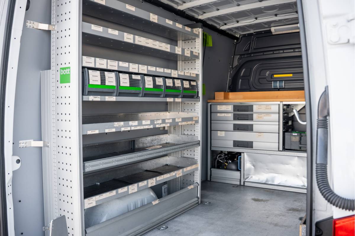 Mercedes-Benz Sprinter Mercedes-Benz Sprinter 311 CDI RWD L2H2 | Volledig Ingericht | Mbux | Camera | Carplay | Climatronic