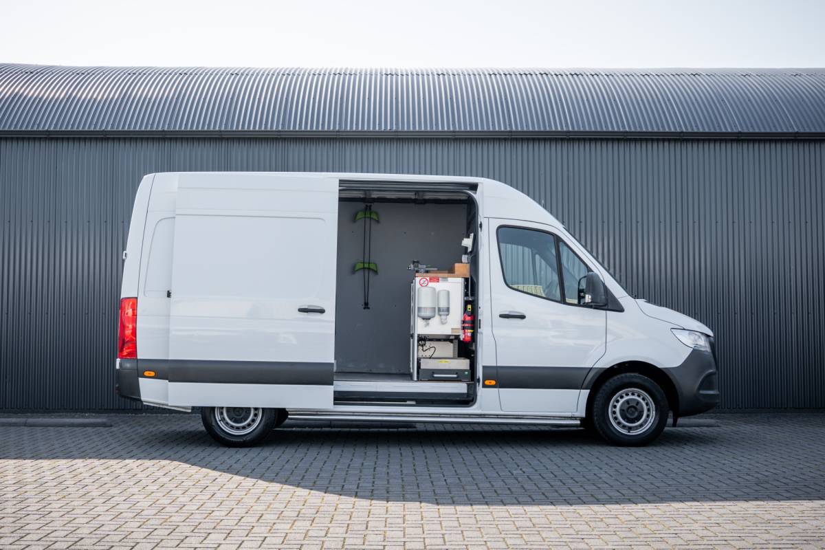 Mercedes-Benz Sprinter Mercedes-Benz Sprinter 311 CDI RWD L2H2 | Volledig Ingericht | Mbux | Camera | Carplay | Climatronic