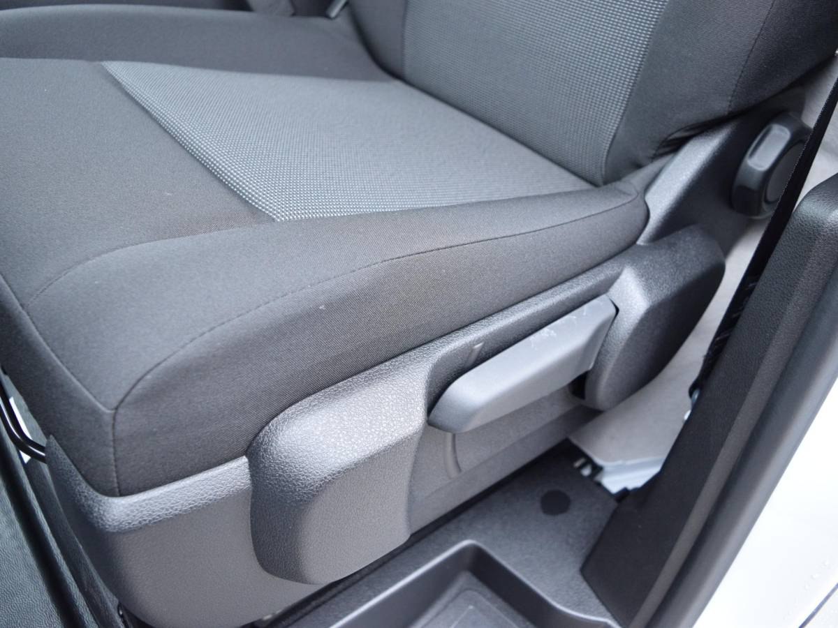 Opel Vivaro-e Opel Vivaro Electric L2 75 kWh | tot 8 jaar garantie | Apple Carplay | camera | dodehoekwaarschuwing | parkeersensoren voor & achter | Comfort tussenschot | laadruimtebetimmering