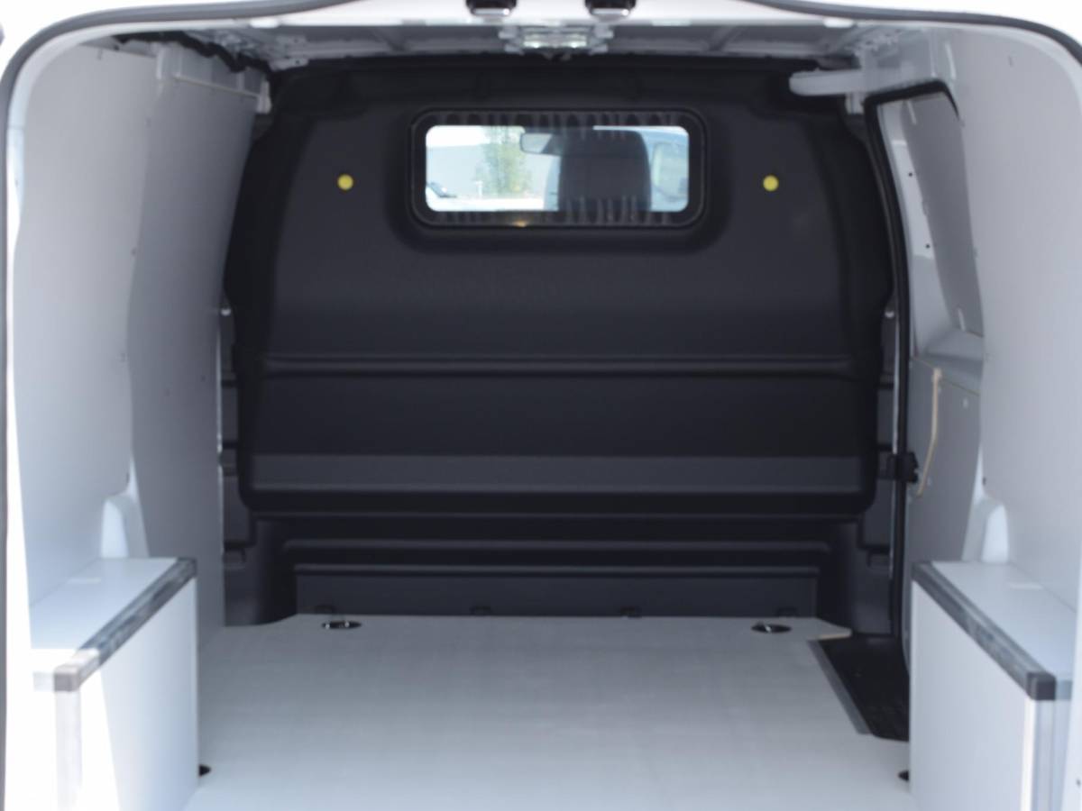 Opel Vivaro-e Opel Vivaro Electric L2 75 kWh | tot 8 jaar garantie | Apple Carplay | camera | dodehoekwaarschuwing | parkeersensoren voor & achter | Comfort tussenschot | laadruimtebetimmering