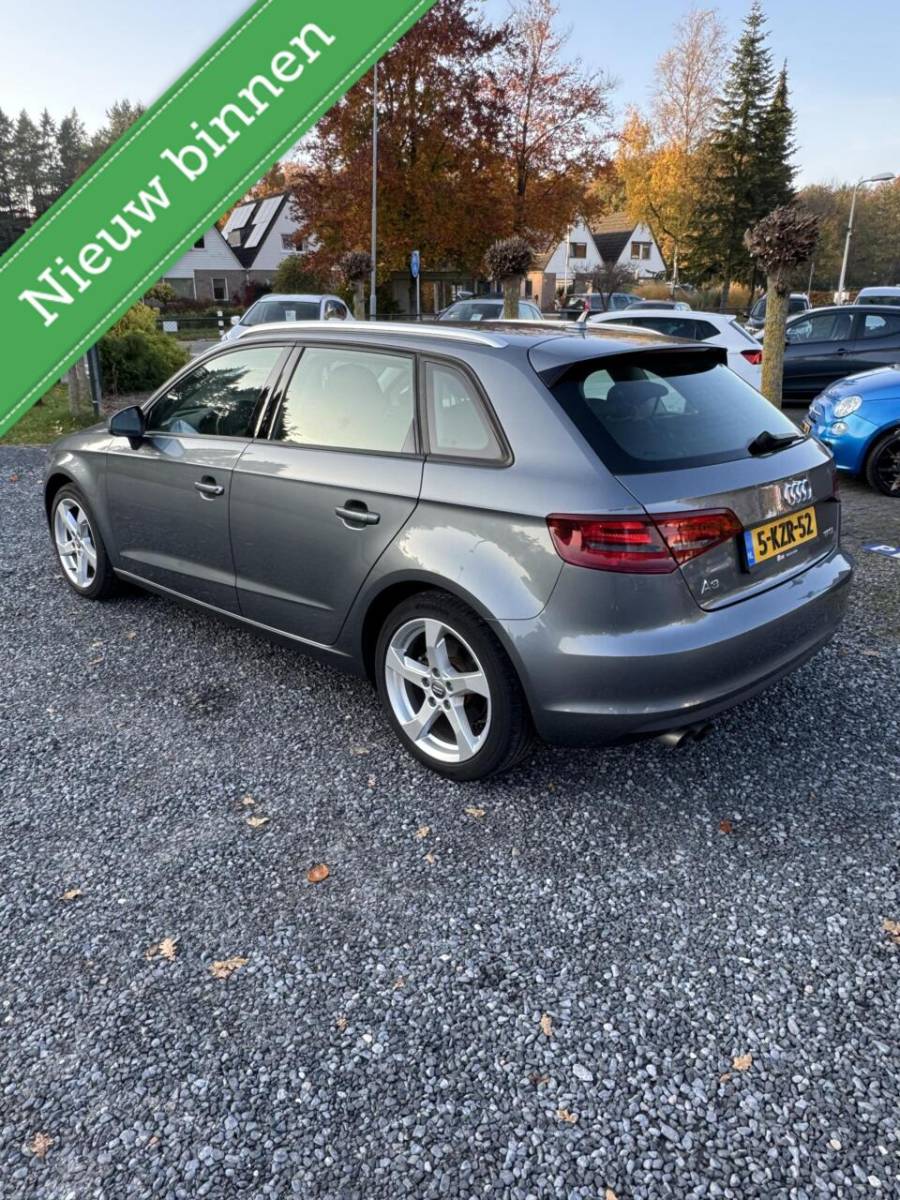 Audi A3 Audi A3 Sportback 1.4 TFSI Attraction Pro Line AUTOMAAT BOEKJES