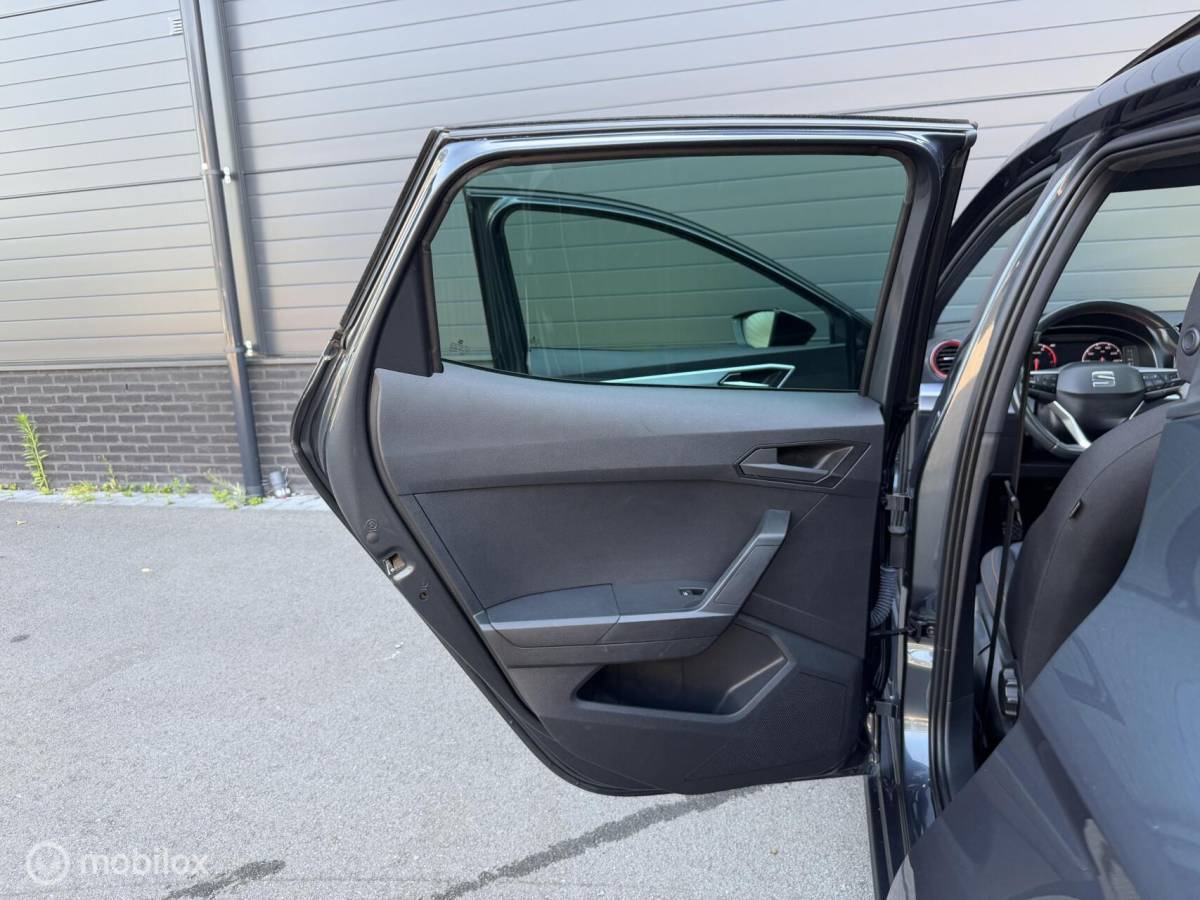 SEAT Ibiza Seat Ibiza 1.0 TSI FR Business Intense Plus CARPLAY*PANO*CLIMA*STOELVERW*ADABCR*ACC