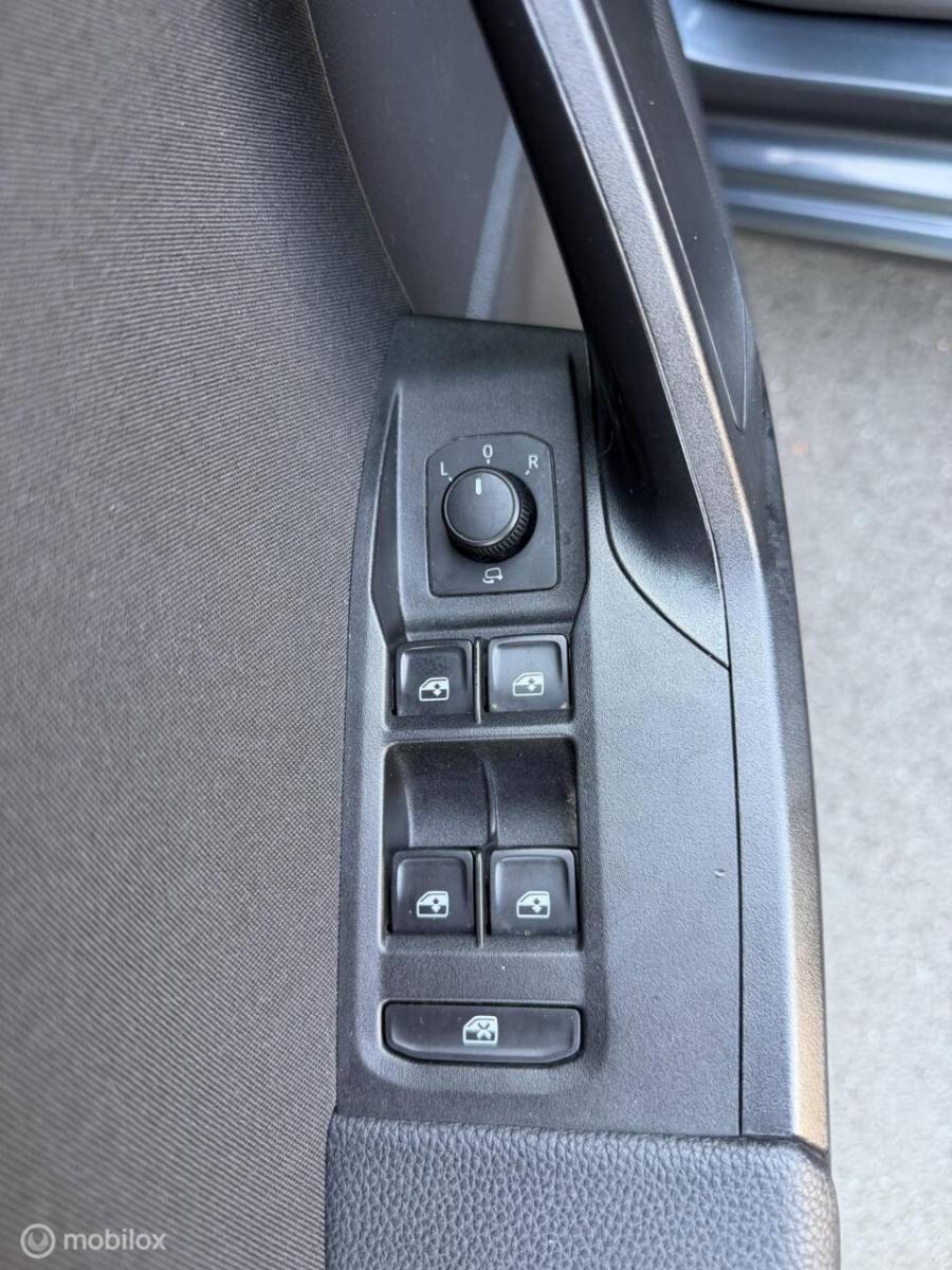 SEAT Ibiza Seat Ibiza 1.0 TSI FR Business Intense Plus CARPLAY*PANO*CLIMA*STOELVERW*ADABCR*ACC