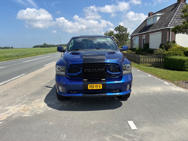 Dodge Ram 1500 Dodge Ram 1500 4×4 sport lpg financiering v/a 350 p/m