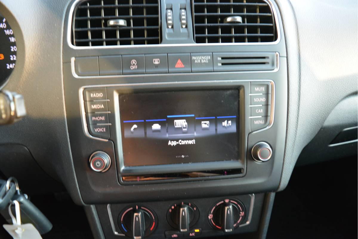 Volkswagen Polo Volkswagen Polo 1.2 90PK TSI Comfortline Executive | Cruise | CarPlay | Orig. NL | NAP |
