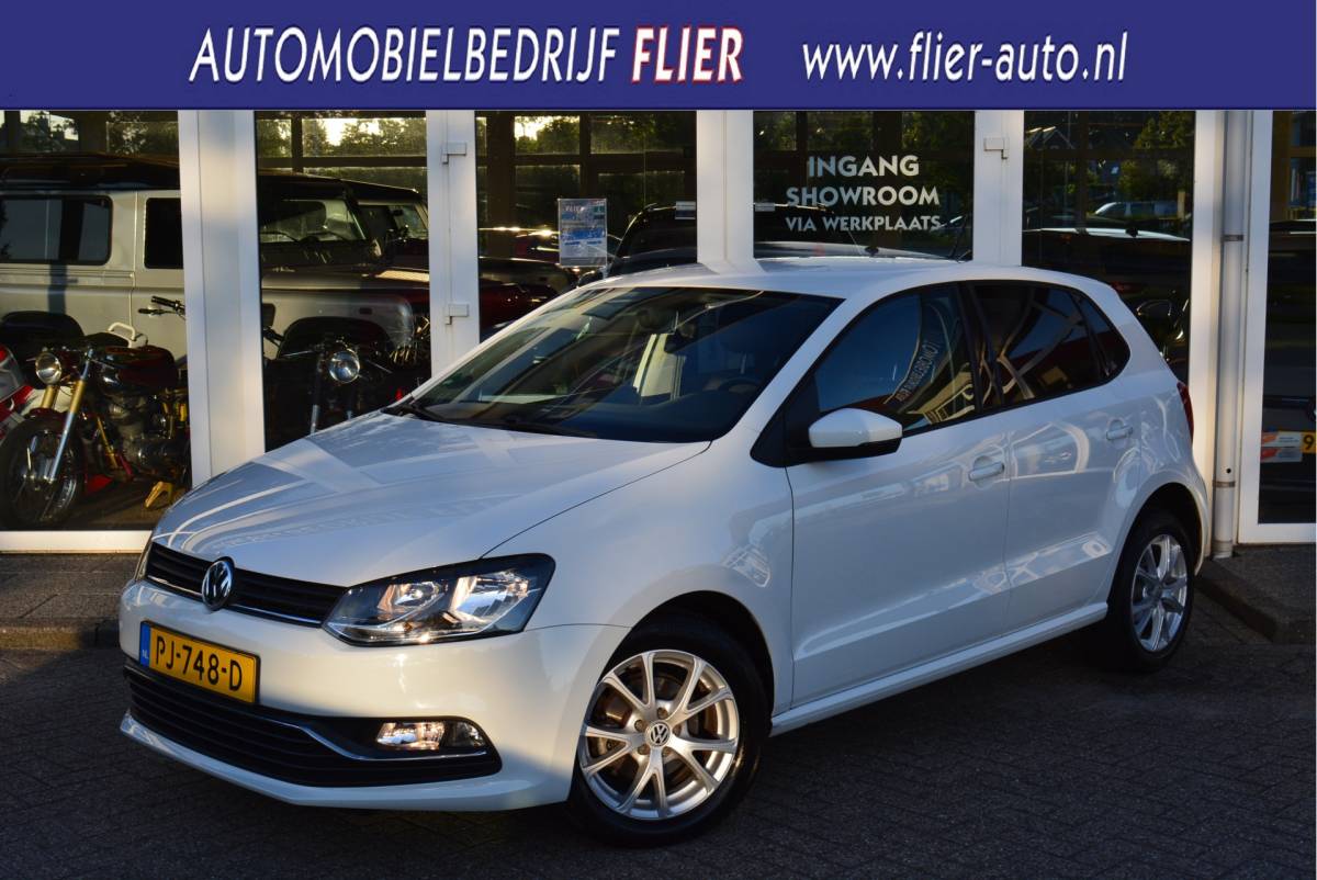 Volkswagen Polo Volkswagen Polo 1.2 90PK TSI Comfortline Executive | Cruise | CarPlay | Orig. NL | NAP |