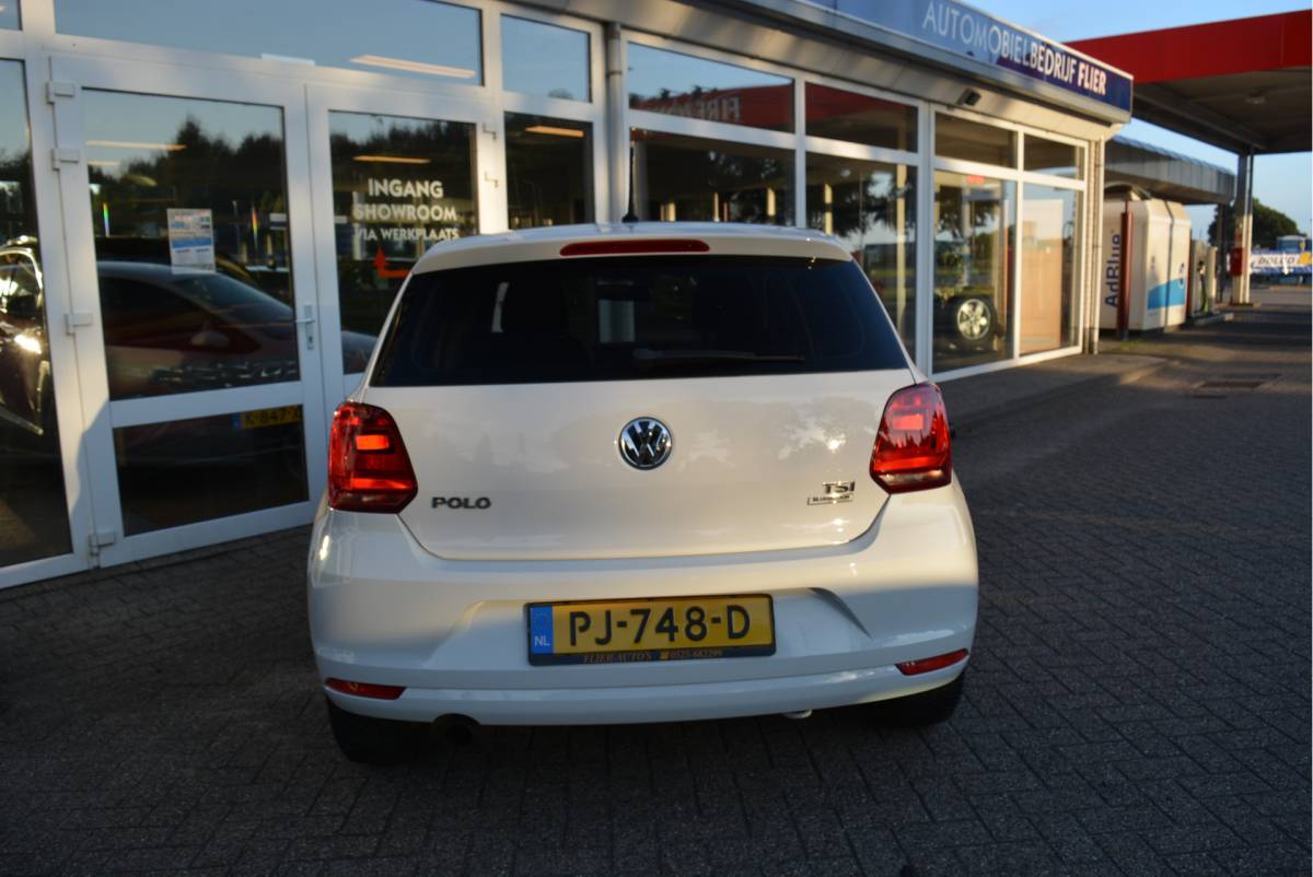 Volkswagen Polo Volkswagen Polo 1.2 90PK TSI Comfortline Executive | Cruise | CarPlay | Orig. NL | NAP |