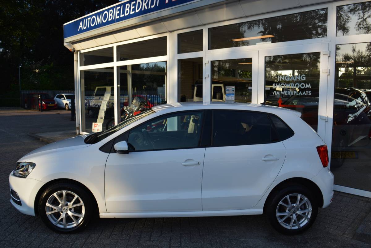 Volkswagen Polo Volkswagen Polo 1.2 90PK TSI Comfortline Executive | Cruise | CarPlay | Orig. NL | NAP |