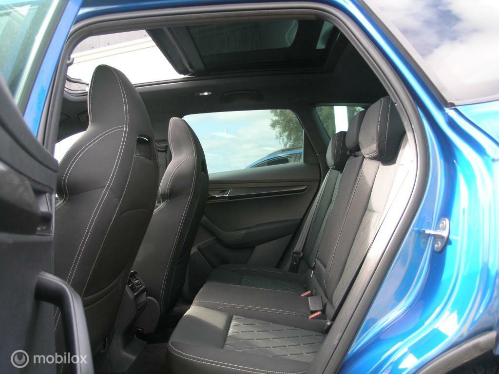 Škoda Karoq Skoda Karoq 1.5 TSI ACT Sportline Pano/ACC/Virtual/Newmodel