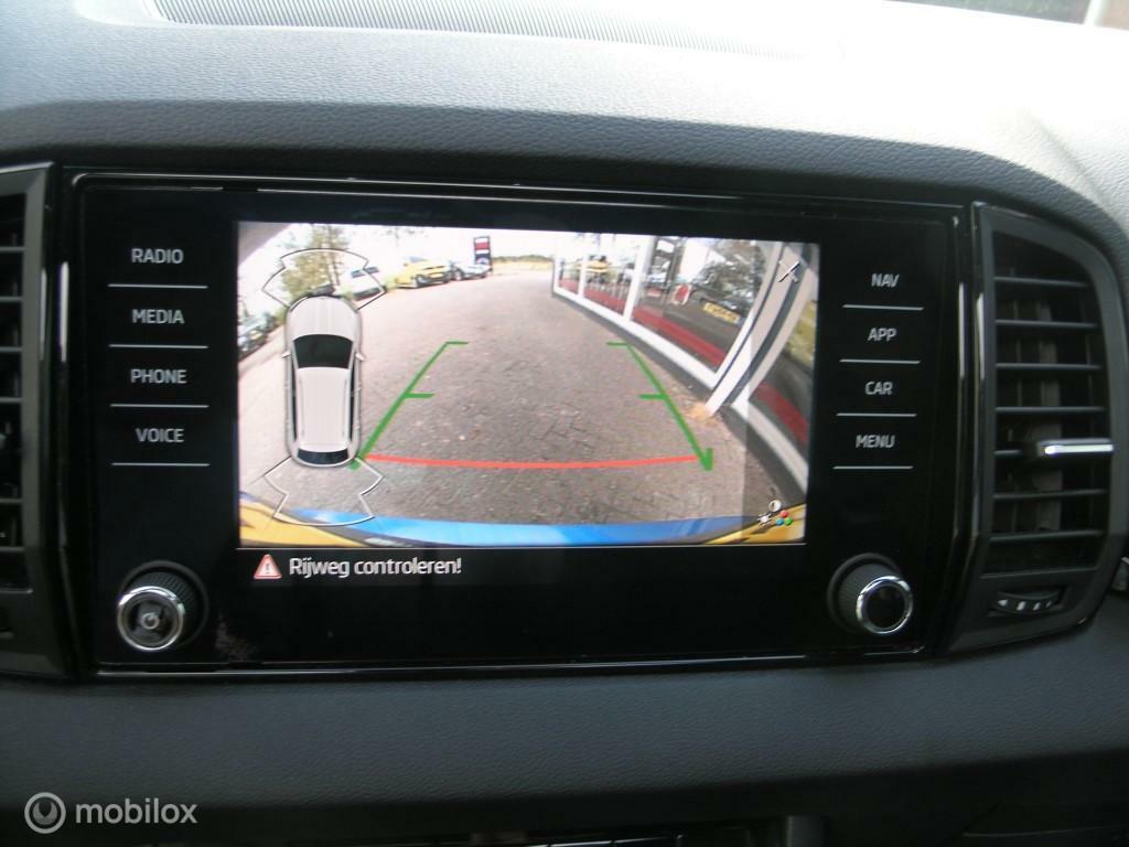 Škoda Karoq Skoda Karoq 1.5 TSI ACT Sportline Pano/ACC/Virtual/Newmodel