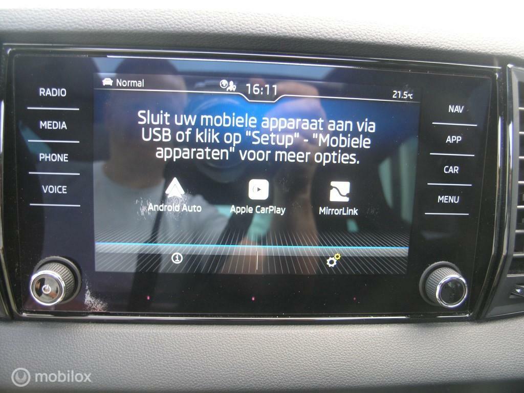 Škoda Karoq Skoda Karoq 1.5 TSI ACT Sportline Pano/ACC/Virtual/Newmodel