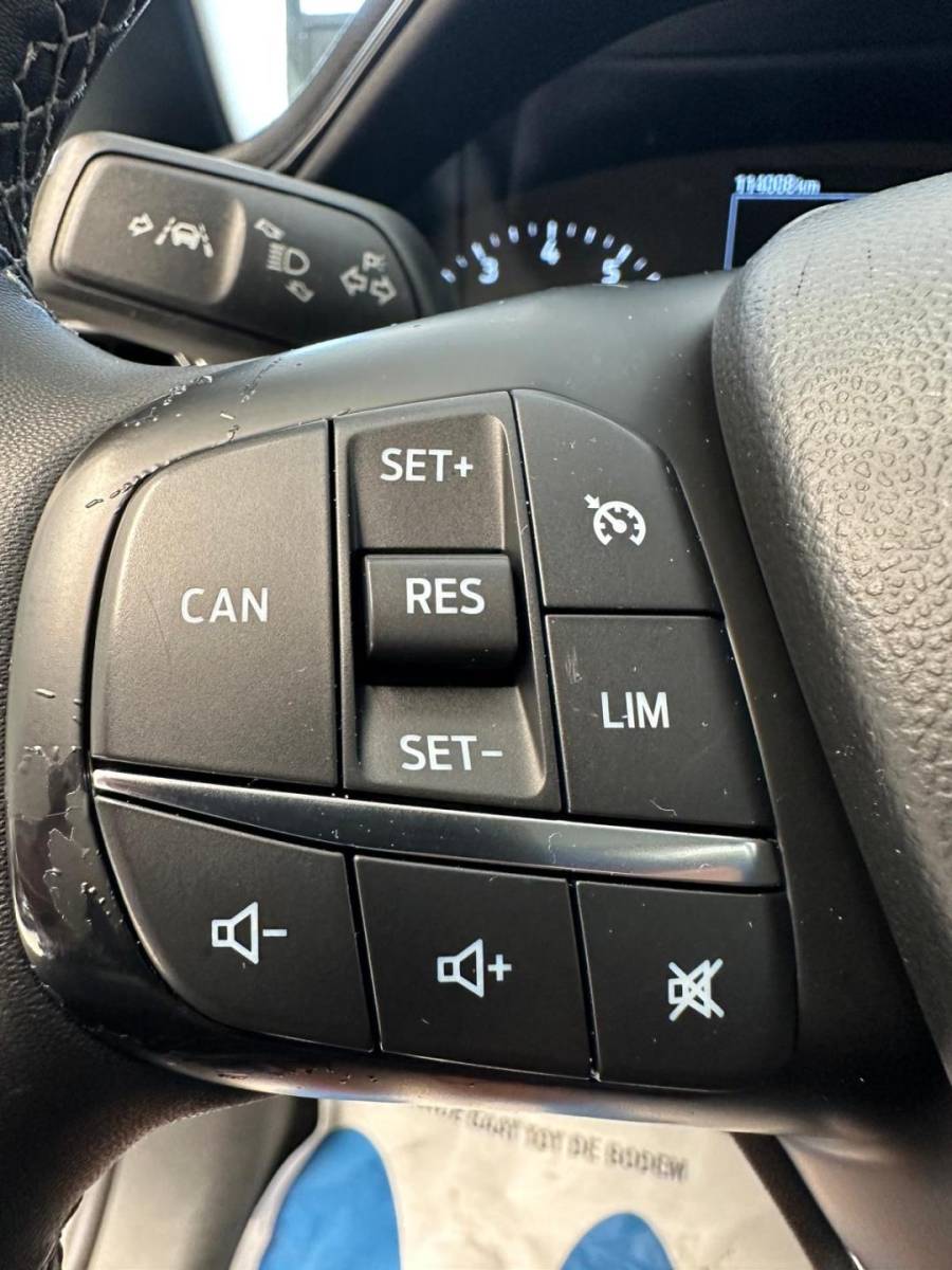 Ford Fiesta Ford Fiesta 1.0 EcoBoost Hybrid Titanium