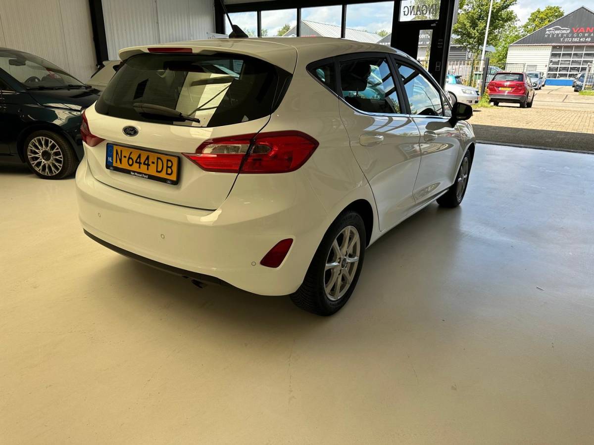Ford Fiesta Ford Fiesta 1.0 EcoBoost Hybrid Titanium