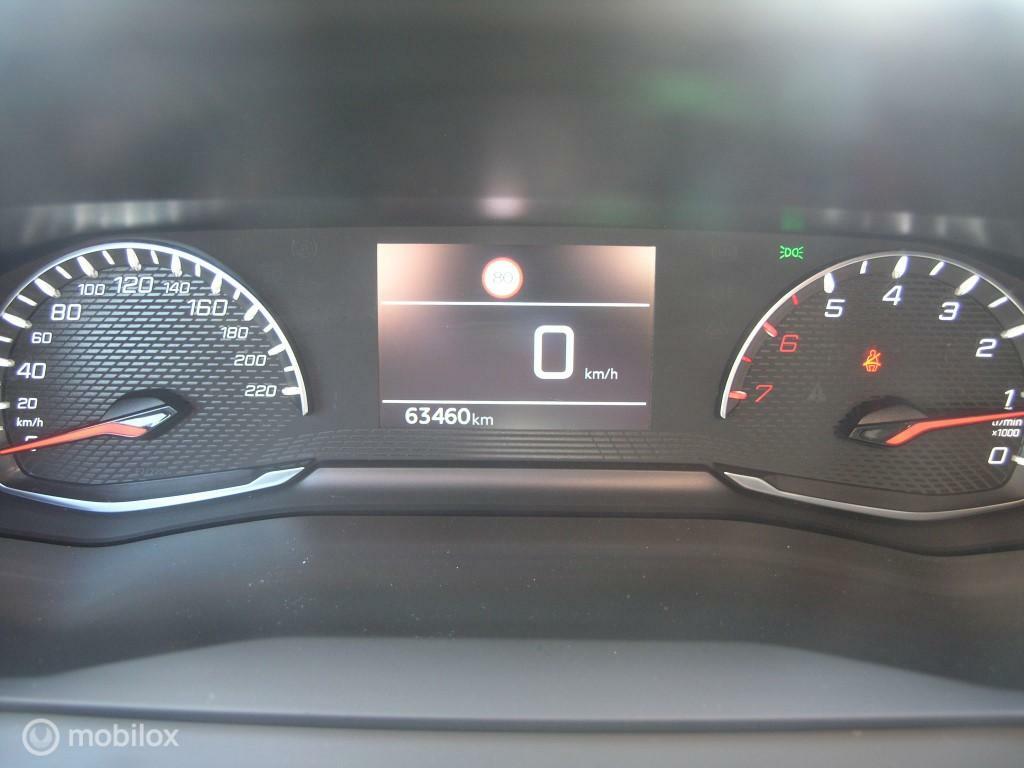 Peugeot 2008 Peugeot 2008 1.2 PureTech Active Led/Lane-Assist/Navi/NAP/PDC