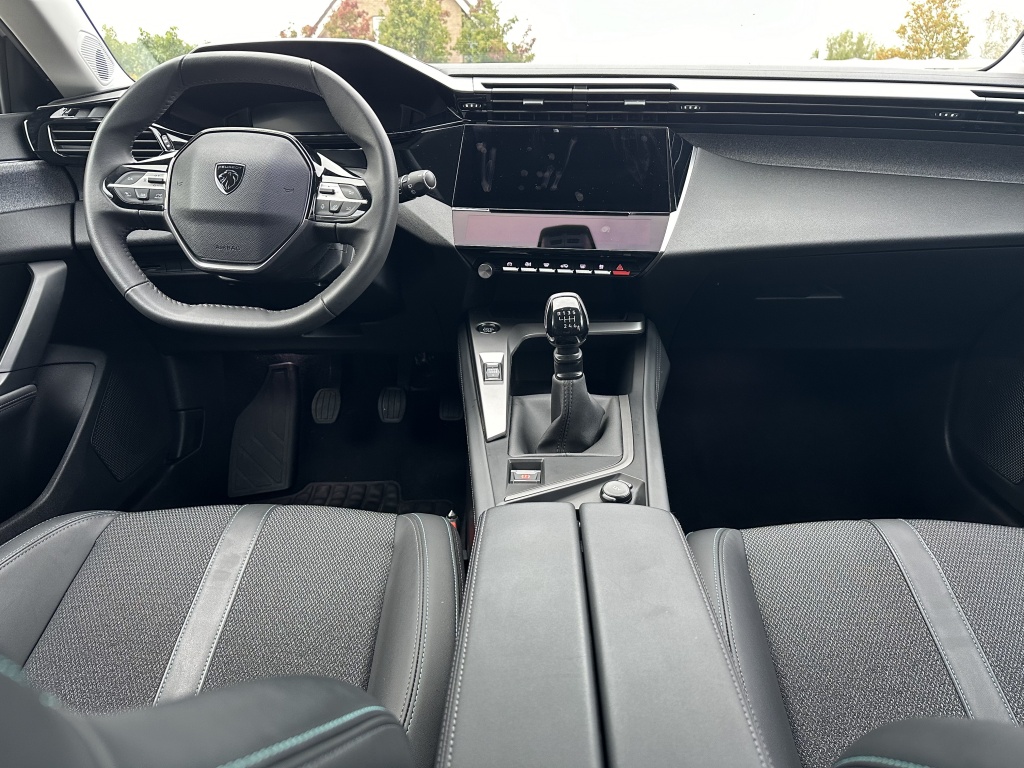 Peugeot 308 Peugeot 308 1.2 Allure Pack 130 PK | Echte rijklaarprijs |