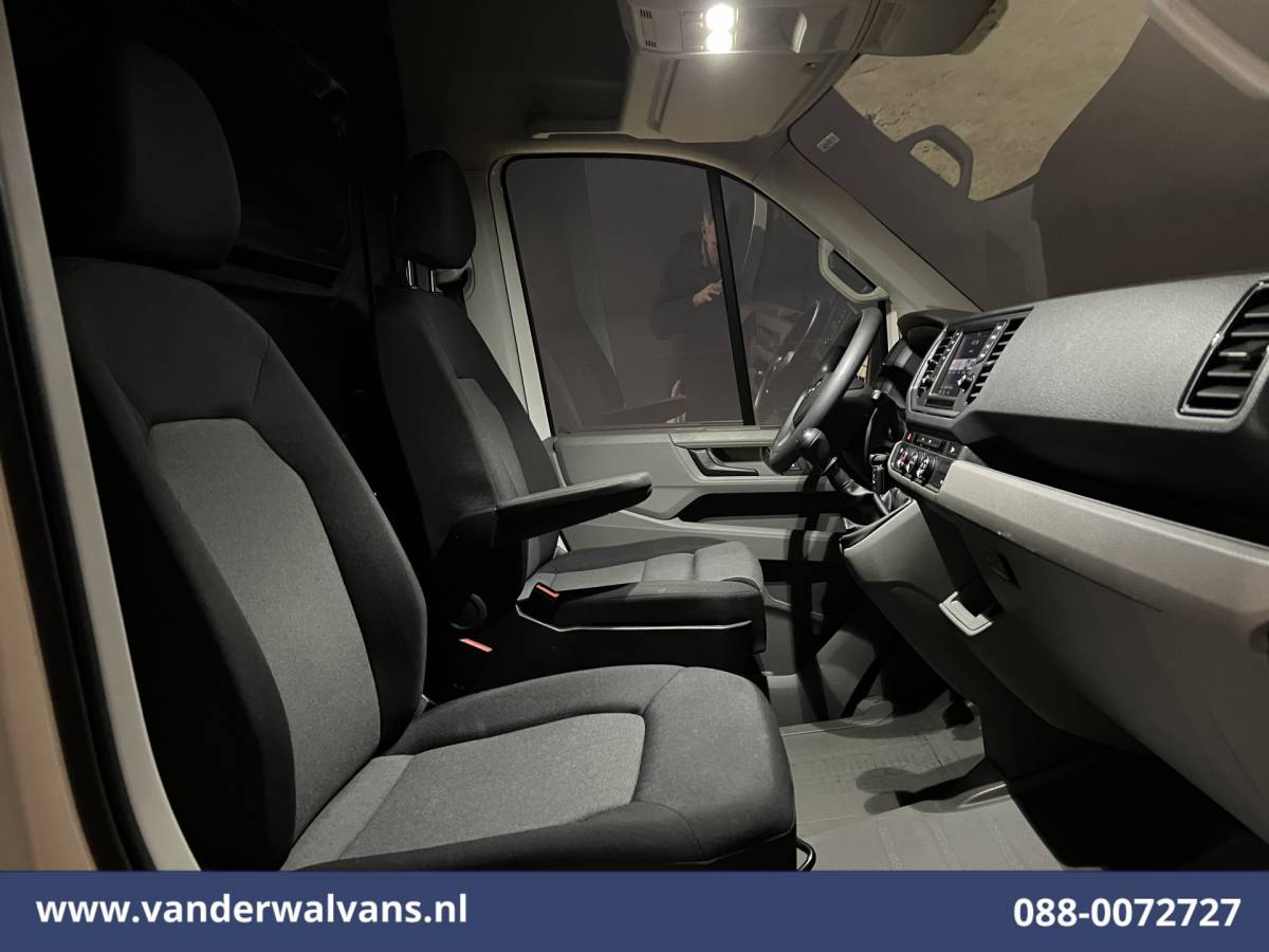 Volkswagen Crafter Volkswagen Crafter 2.0 TDI 141pk L3H3 L2H2 Euro6 Airco | Camera | Apple Carplay | Cruisecontrol Android Auto