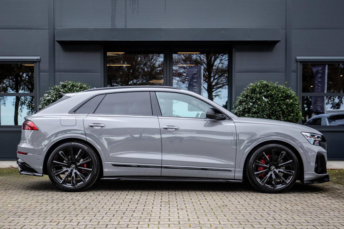 Audi Q8 Audi Q8 60 TFSI e Competition 490pk, Nardo, Full-options 2026