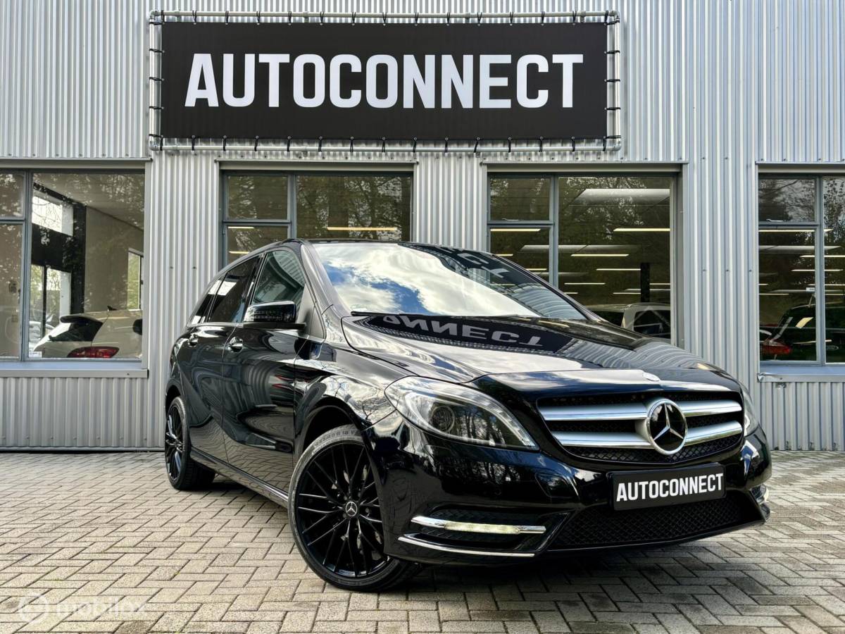 Mercedes-Benz B-Klasse Mercedes B-klasse 220 4MATIC HALF/LEDER, NAVI, CRUISE, PDC V+A, 184 PK