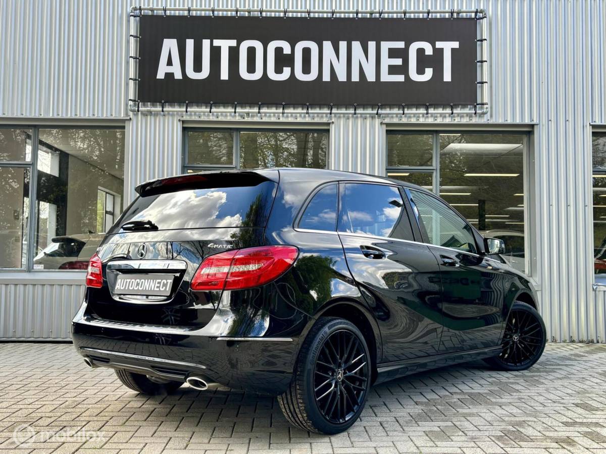 Mercedes-Benz B-Klasse Mercedes B-klasse 220 4MATIC HALF/LEDER, NAVI, CRUISE, PDC V+A, 184 PK