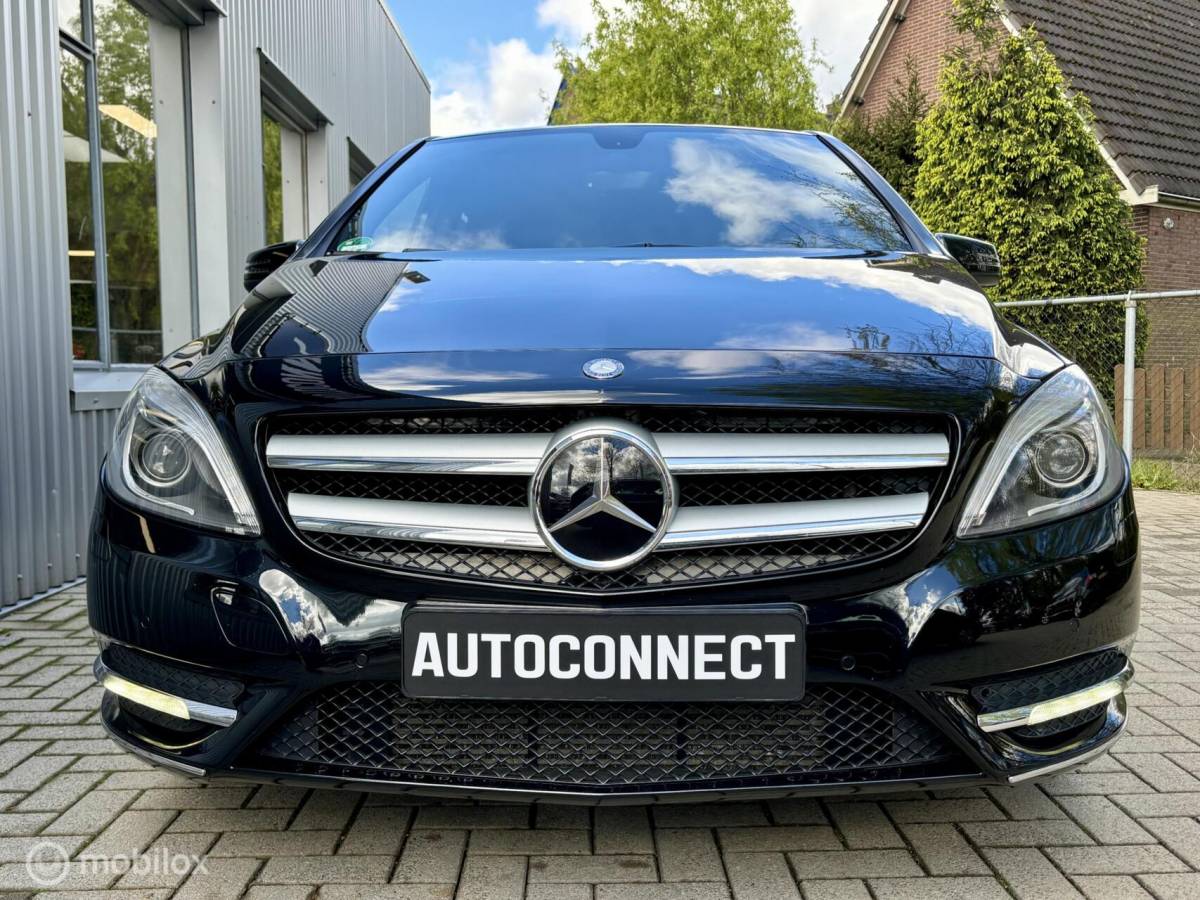 Mercedes-Benz B-Klasse Mercedes B-klasse 220 4MATIC HALF/LEDER, NAVI, CRUISE, PDC V+A, 184 PK