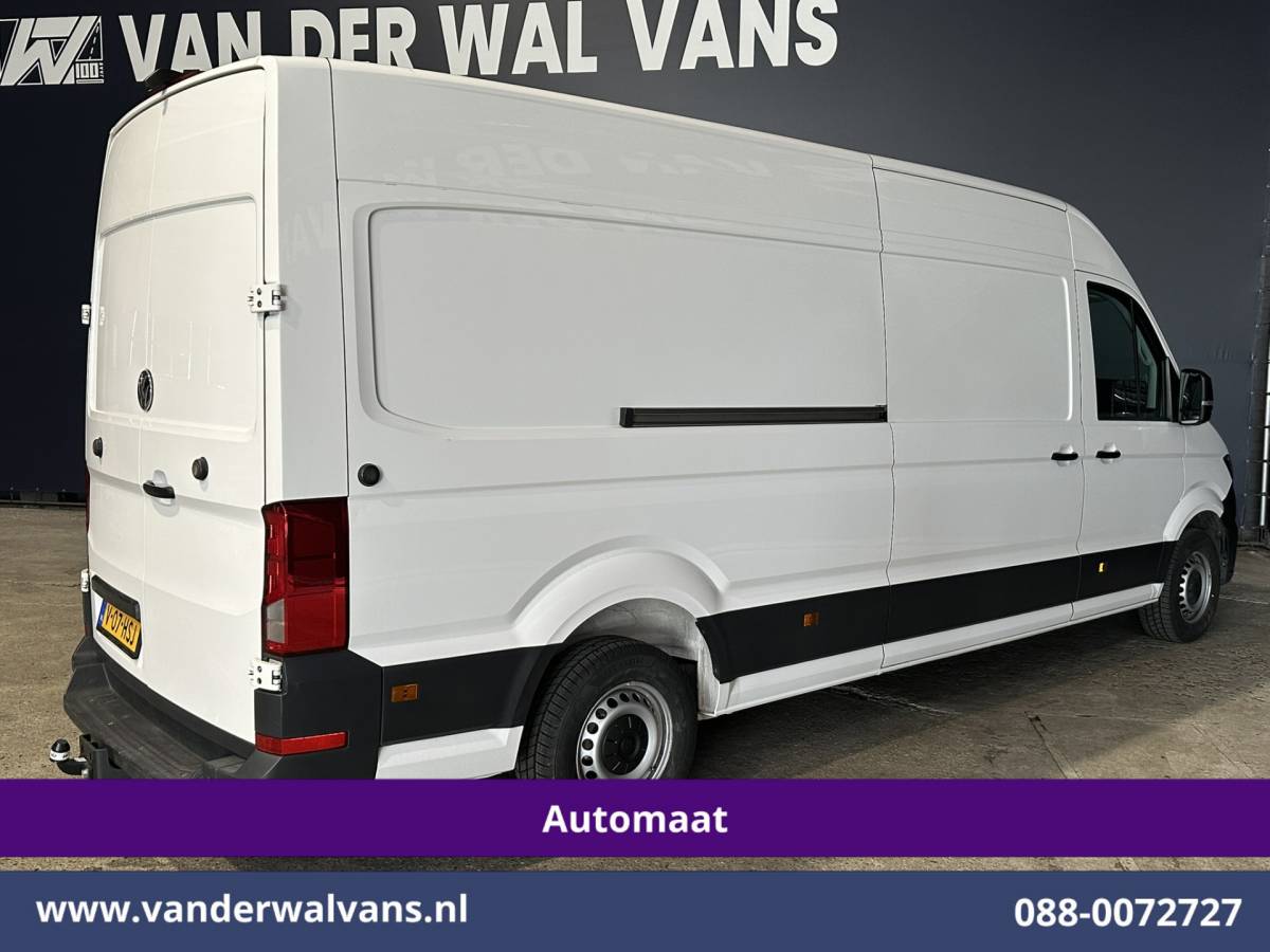 Volkswagen Crafter Volkswagen Crafter 2.0 TDI 140pk Automaat L4H3 L3H2 Euro6 Airco | Camera | Apple Carplay Android Auto, Chauffeursstoel, Stoelverwarming, 3000kg Trekhaak