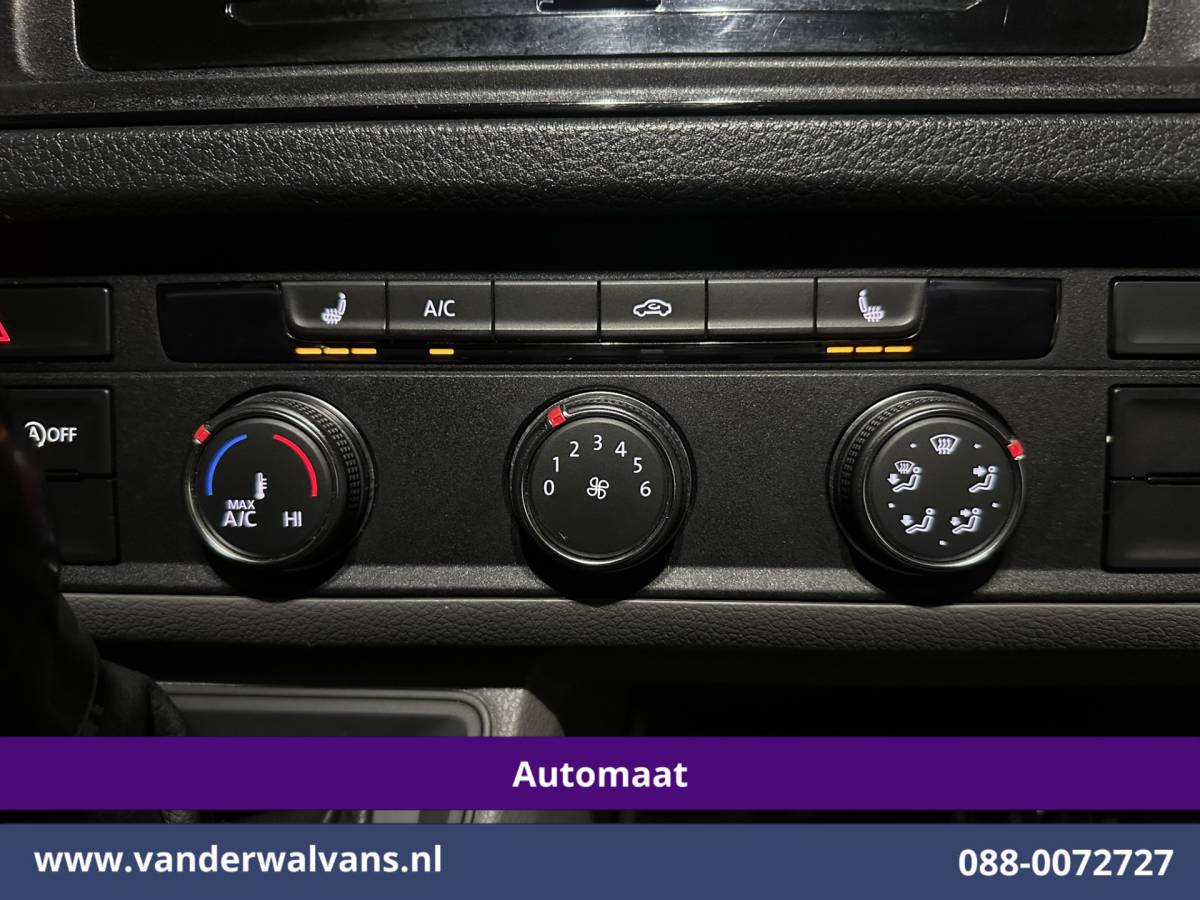 Volkswagen Crafter Volkswagen Crafter 2.0 TDI 140pk Automaat L4H3 L3H2 Euro6 Airco | Camera | Apple Carplay Android Auto, Chauffeursstoel, Stoelverwarming, 3000kg Trekhaak