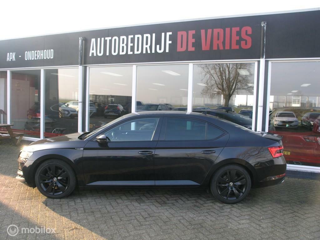 Škoda Superb Skoda Superb 1.5 TSI ACT Sportline Full Options ACC/Virtual-CP