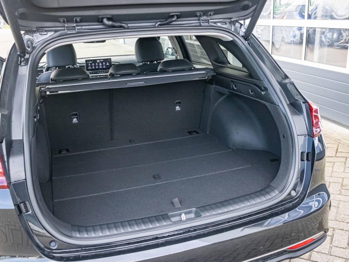 Kia Ceed Sportswagon Kia Ceed Sportswagon 1.0 T-GDi DynamicPlusLine | Uit voorraad leverbaar | Keyless | Stoel-/stuurverwarming | Priv. glass | Navi | Carplay | Clima