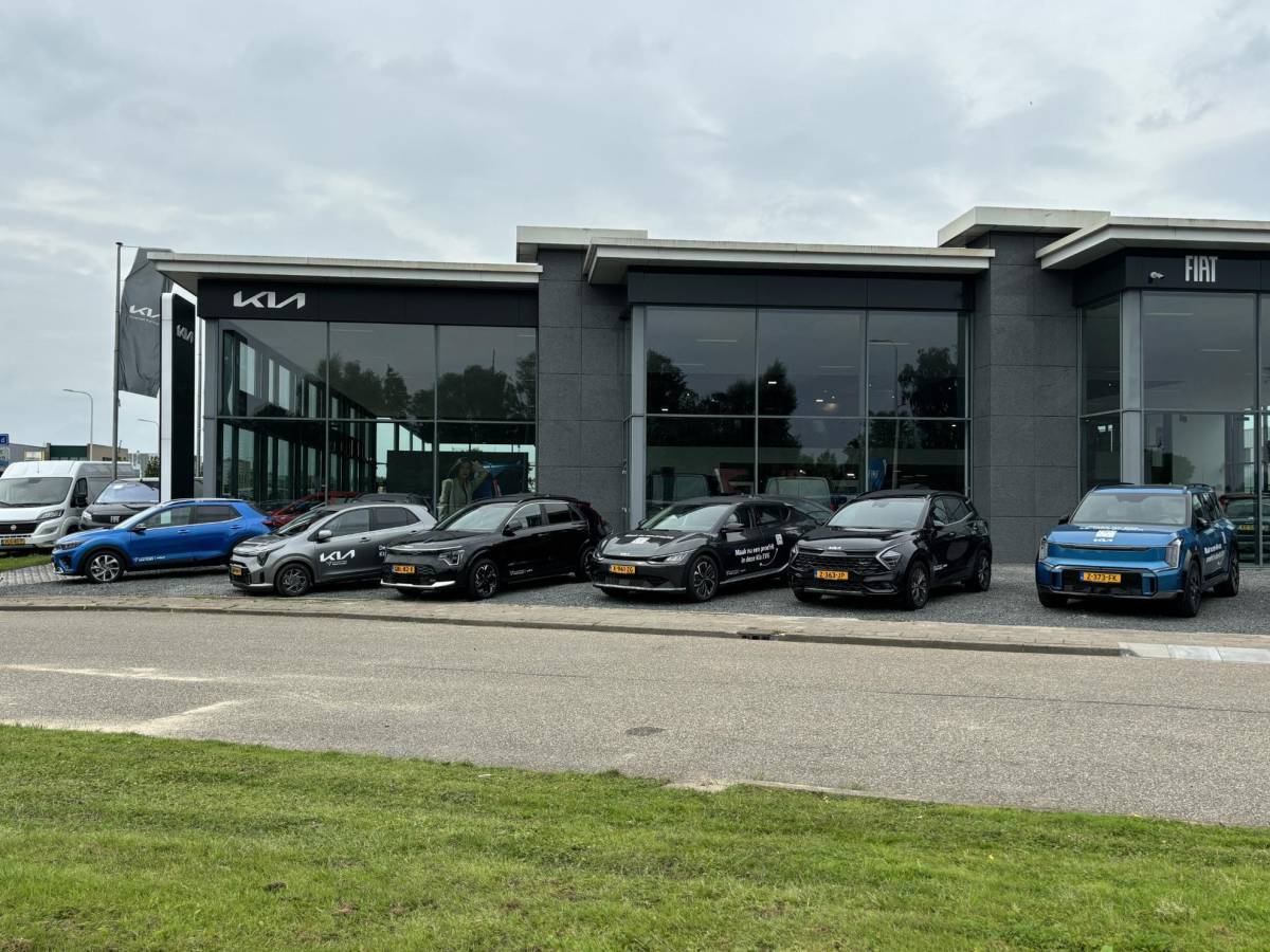 Kia Ceed Sportswagon Kia Ceed Sportswagon 1.0 T-GDi DynamicPlusLine | Uit voorraad leverbaar | Keyless | Stoel-/stuurverwarming | Priv. glass | Navi | Carplay | Clima