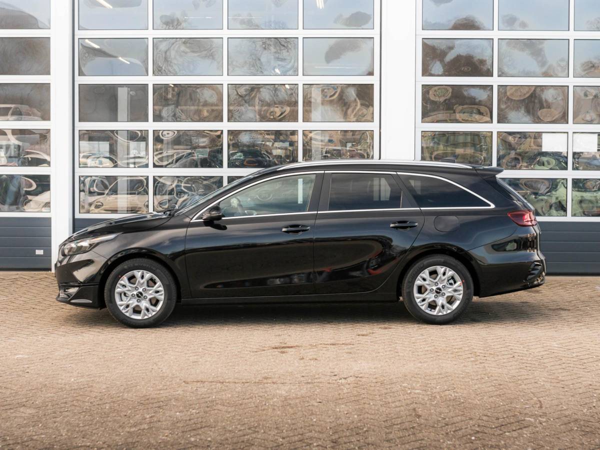 Kia Ceed Sportswagon Kia Ceed Sportswagon 1.0 T-GDi DynamicPlusLine | Uit voorraad leverbaar | Keyless | Stoel-/stuurverwarming | Priv. glass | Navi | Carplay | Clima