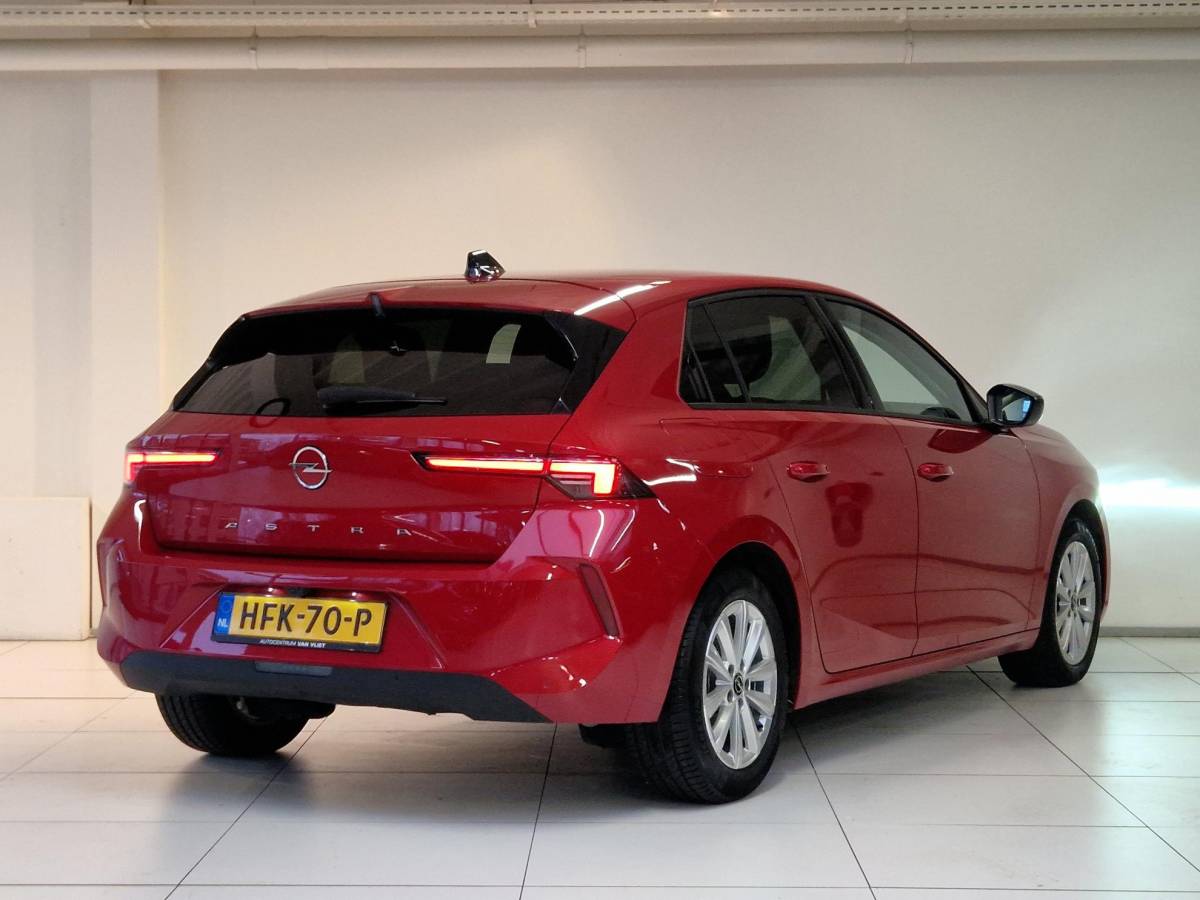 Opel Astra Opel Astra 1.2 Level 3 | Stoelverwarming | Stuurverwarming | Achteruitrijcamera | Apple CarPlay / Android Auto |