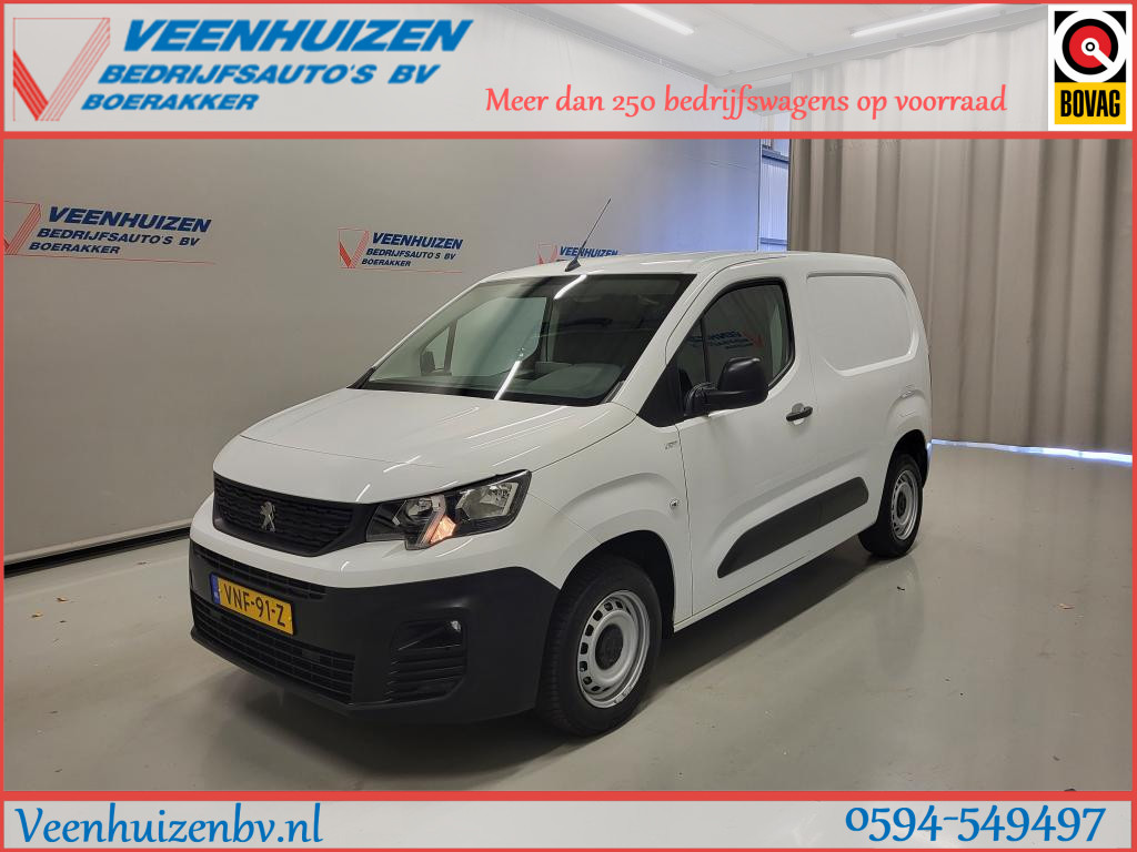 Peugeot Partner Peugeot Partner 1.2PureTech 111pk Benzine!