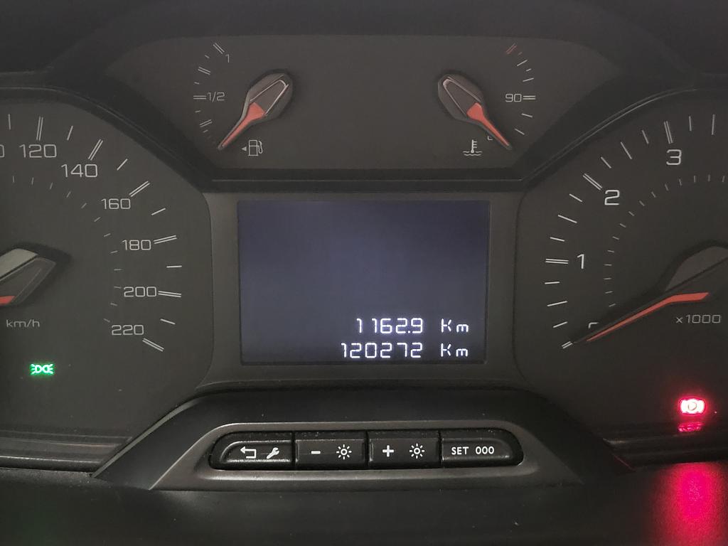 Peugeot Partner Peugeot Partner 1.2PureTech 111pk Benzine!