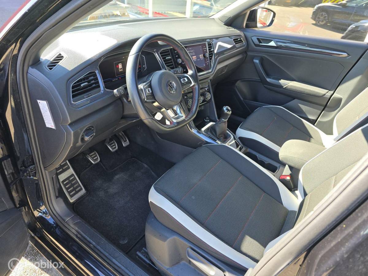 Volkswagen T-Roc Volkswagen T-Roc 1.5 TSI Sport ACC/Virtual/Camera/18Inch/NAP